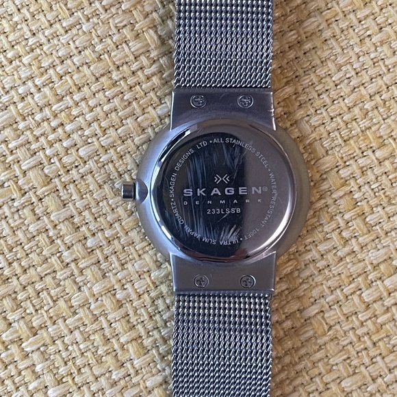 SKAGEN women's watch - Picture 3 of 8